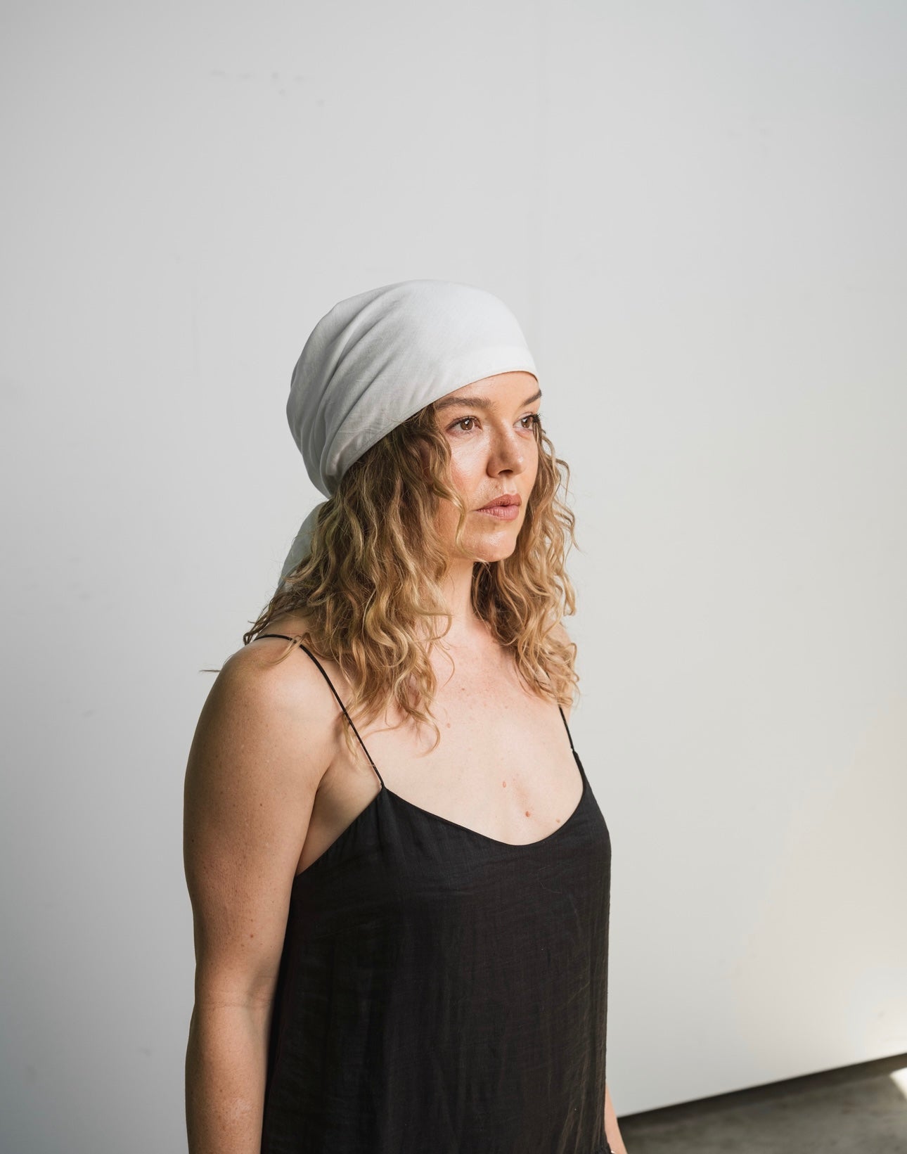 Kundi cotton head scarf (suti) soft breathable fabric gentle on skin
